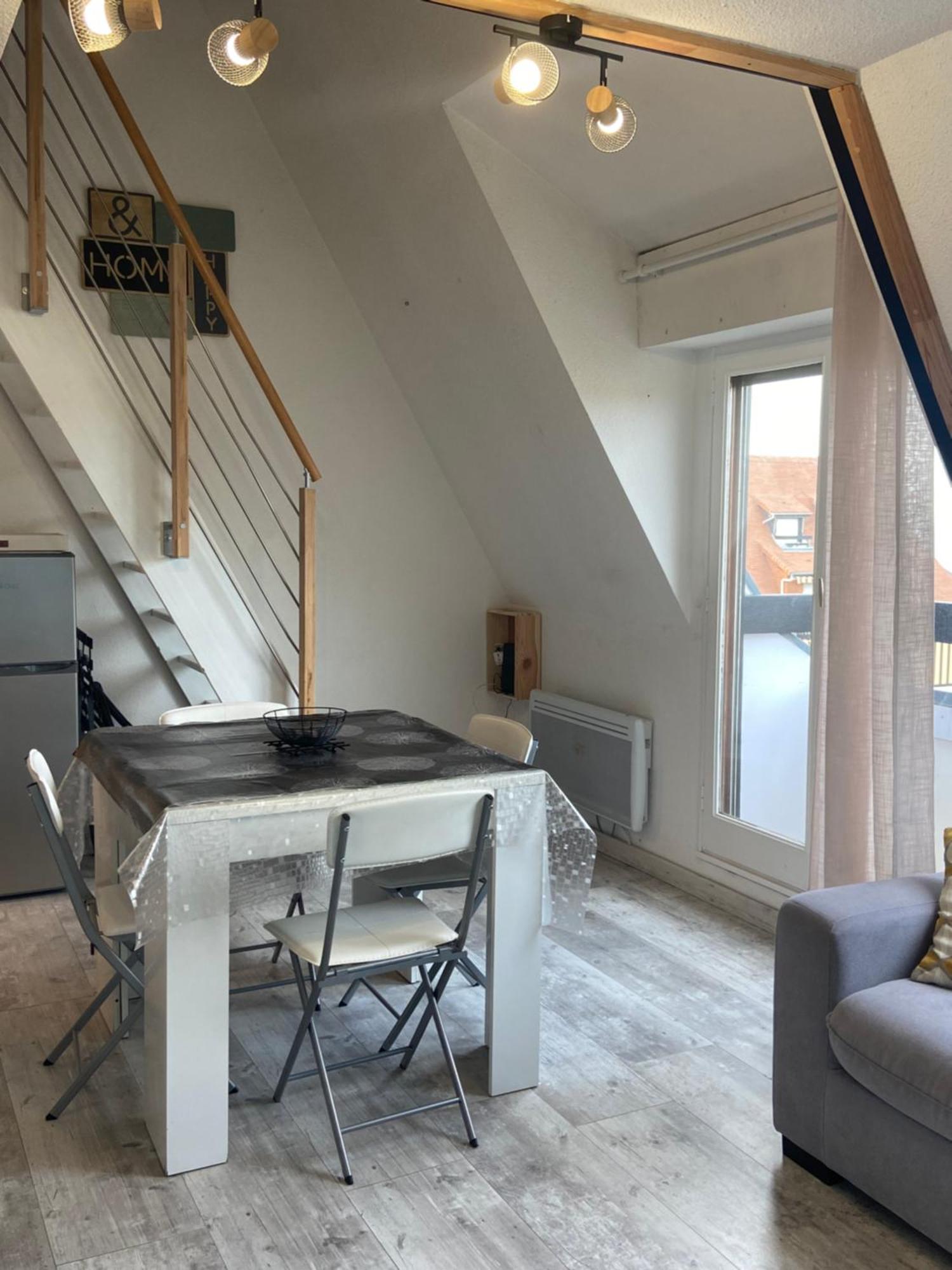 Duplex A 150 Metres De La Mer Apartment Villers-sur-Mer Luaran gambar